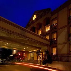 Executive Express Vancouver Airport Hotel